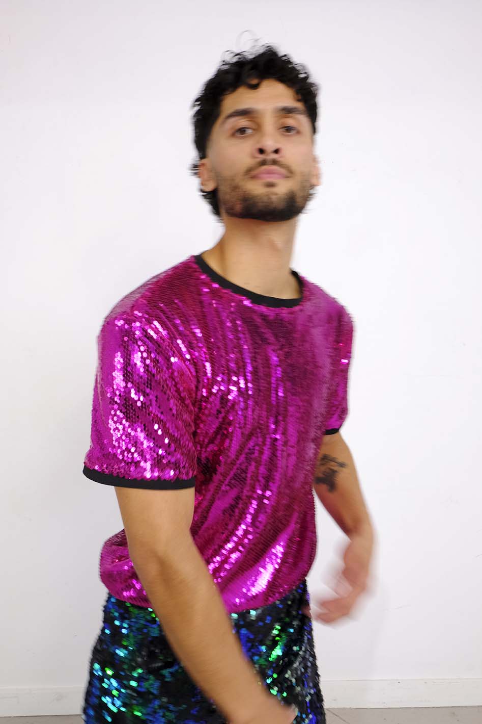 PINK SEQUIN T-SHIRT